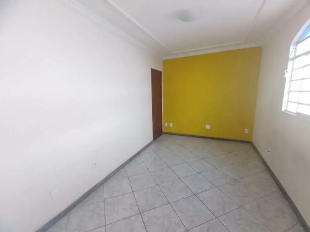 Casa / Sobrado para Venda em Belo Horizonte/MG São João Batista 3 Quartos