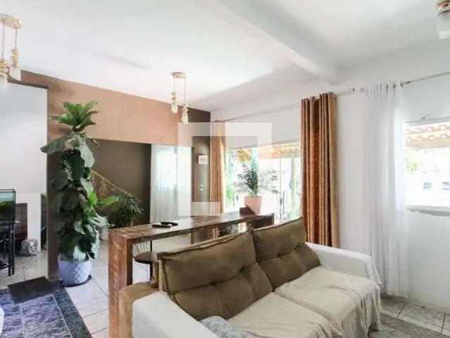 Casa / Sobrado para Venda em Belo Horizonte/MG São João Batista 2 Quartos