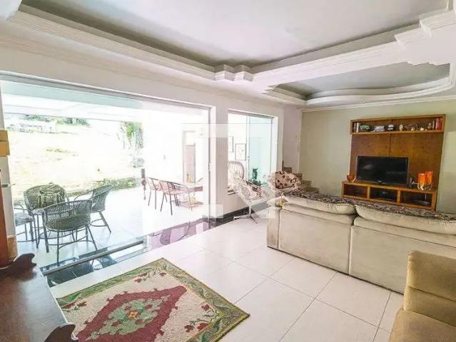 Casa / Sobrado para Venda em Belo Horizonte/MG São João Batista 2 Quartos