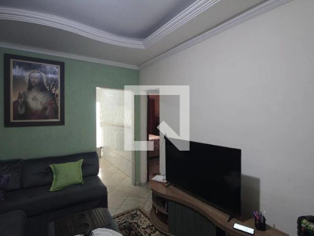 Casa / Sobrado para Venda em Belo Horizonte/MG São João Batista 2 Quartos