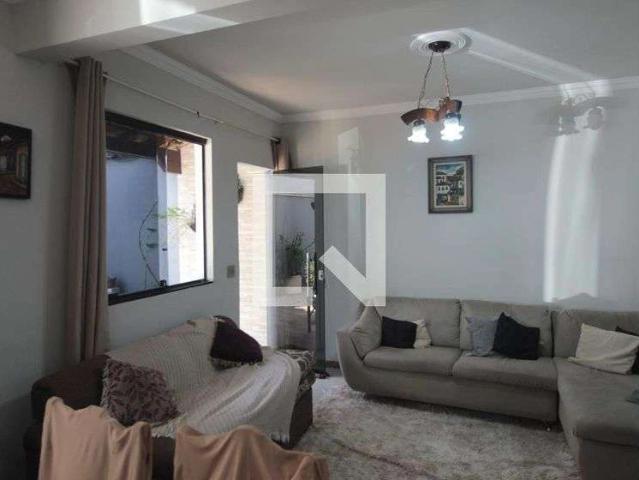 Casa / Sobrado para Venda em Belo Horizonte/MG São João Batista 4 Quartos