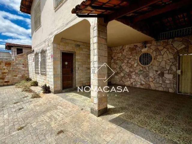 Casa / Sobrado para Venda em Belo Horizonte/MG São João Batista 4 Quartos