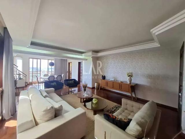 Casa / Sobrado para Venda em Belo Horizonte/MG São Lucas 4 Quartos