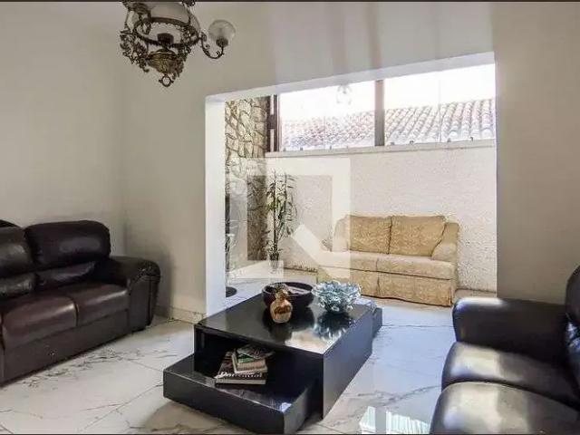 Casa / Sobrado para Venda em Belo Horizonte/MG São Lucas 7 Quartos