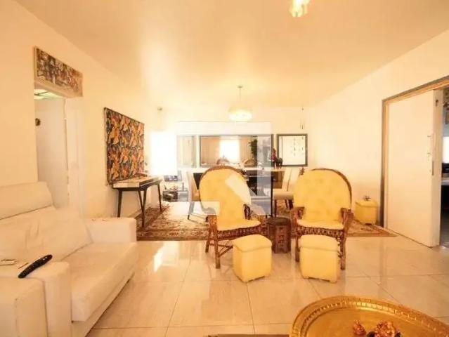 Casa / Sobrado para Venda em Belo Horizonte/MG São Lucas 8 Quartos