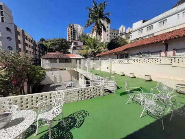 Casa / Sobrado para Venda em Belo Horizonte/MG São Lucas 8 Quartos