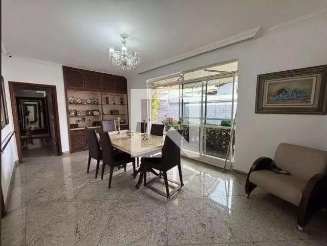 Casa / Sobrado para Venda em Belo Horizonte/MG São Luiz 6 Quartos