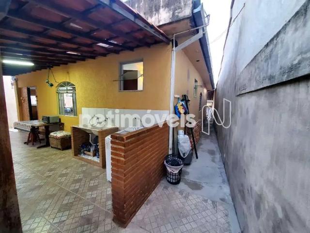 Casa / Sobrado para Venda em Belo Horizonte/MG São Marcos 3 Quartos