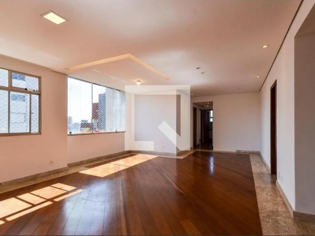 Casa / Sobrado para Venda em Belo Horizonte/MG São Pedro 4 Quartos