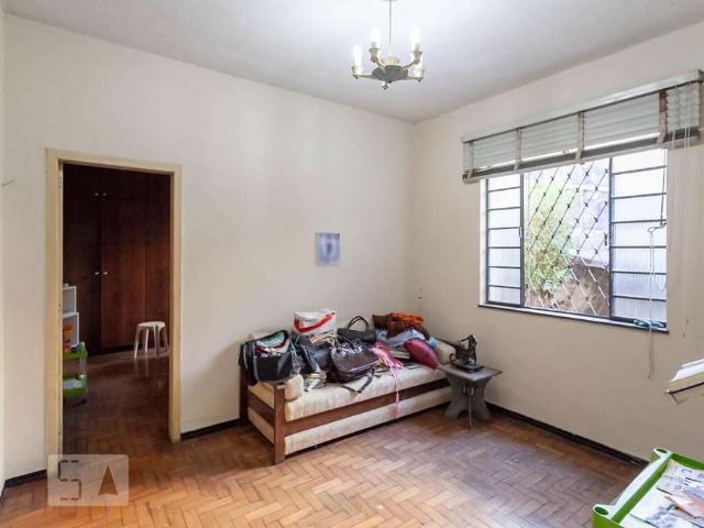 Casa / Sobrado para Venda em Belo Horizonte/MG Sagrada Família 4 Quartos