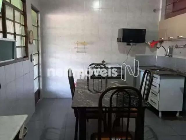 Casa / Sobrado para Venda em Belo Horizonte/MG Sagrada Família 4 Quartos