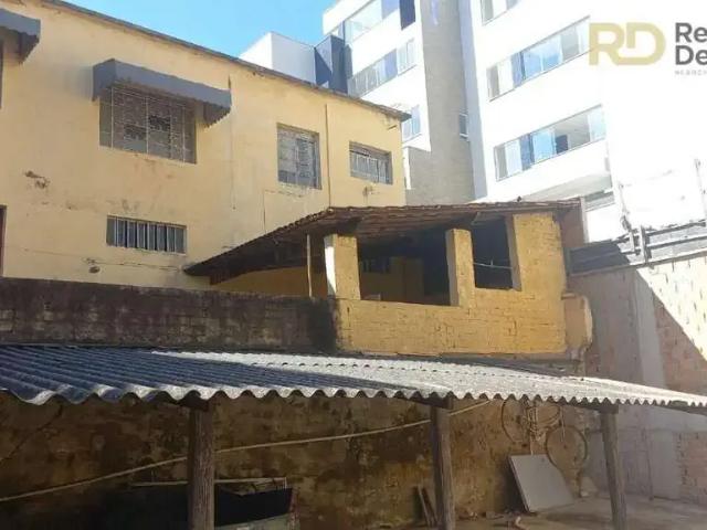 Casa / Sobrado para Venda em Belo Horizonte/MG Sagrada Família 4 Quartos