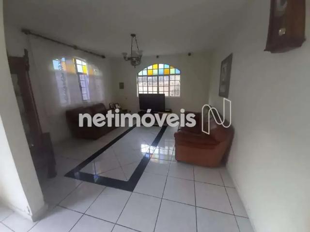 Casa / Sobrado para Venda em Belo Horizonte/MG Sagrada Família 4 Quartos
