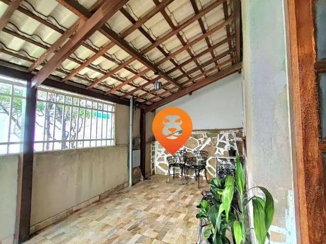 Casa / Sobrado para Venda em Belo Horizonte/MG Sagrada Família 4 Quartos