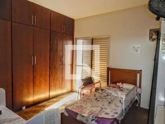 Casa / Sobrado para Venda em Belo Horizonte/MG Sagrada Família 4 Quartos