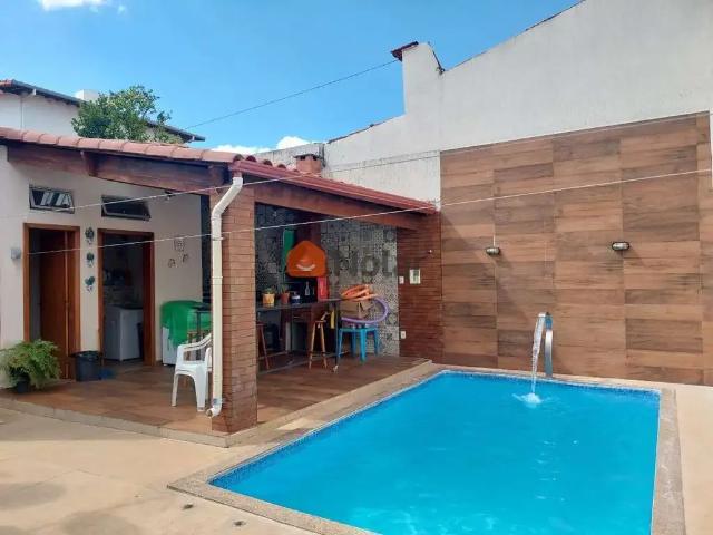 Casa / Sobrado para Venda em Belo Horizonte/MG Sagrada Família 4 Quartos