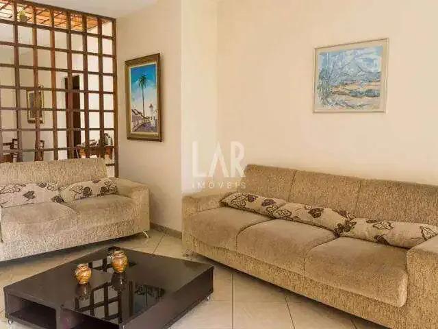 Casa / Sobrado para Venda em Belo Horizonte/MG Sagrada Família 5 Quartos