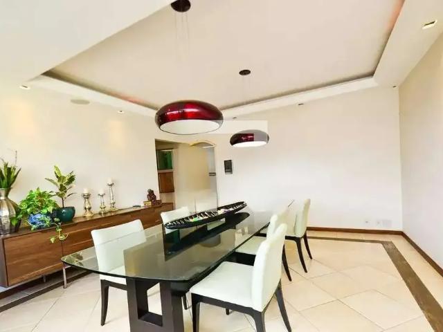 Casa / Sobrado para Venda em Belo Horizonte/MG Sagrada Família 5 Quartos