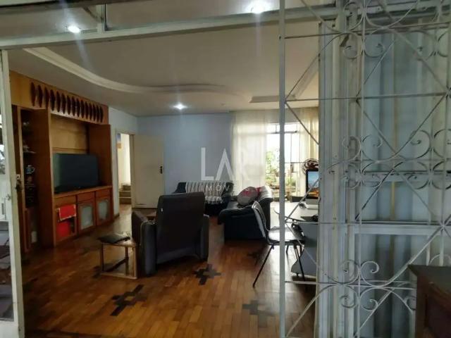 Casa / Sobrado para Venda em Belo Horizonte/MG Sagrada Família 3 Quartos