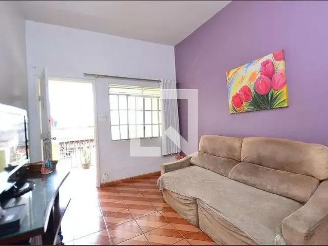 Casa / Sobrado para Venda em Belo Horizonte/MG Sagrada Família 3 Quartos
