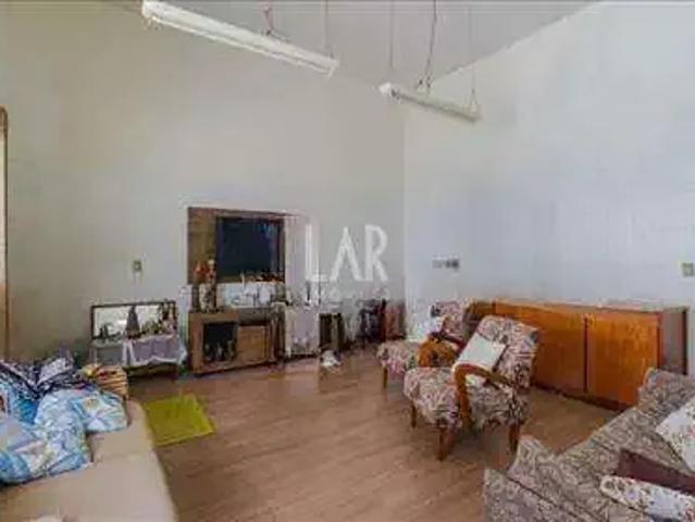 Casa / Sobrado para Venda em Belo Horizonte/MG Sagrada Família 3 Quartos