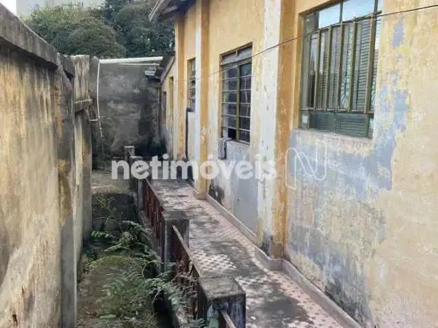 Casa / Sobrado para Venda em Belo Horizonte/MG Sagrada Família 3 Quartos