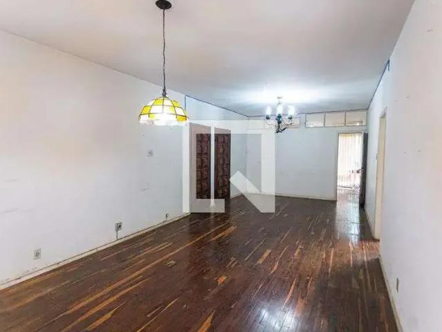 Casa / Sobrado para Venda em Belo Horizonte/MG Sagrada Família 3 Quartos