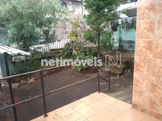 Casa / Sobrado para Venda em Belo Horizonte/MG Sagrada Família 3 Quartos