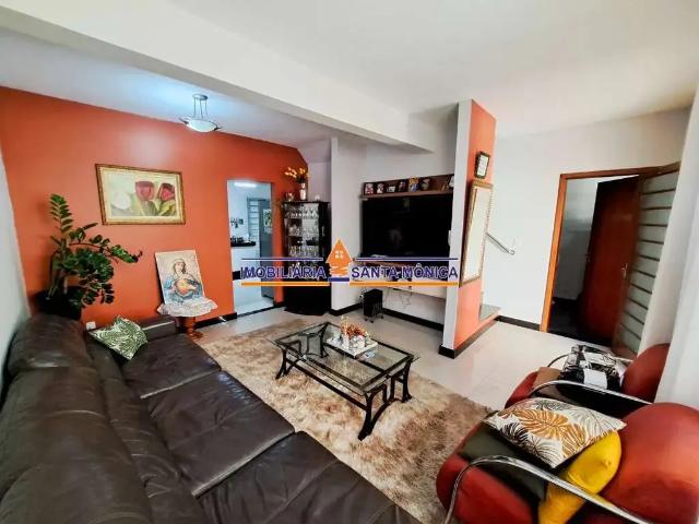 Casa / Sobrado para Venda em Belo Horizonte/MG Santa Mônica 4 Quartos