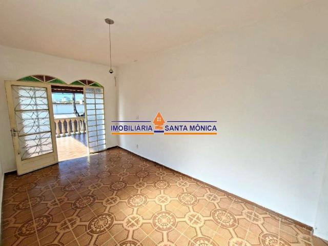 Casa / Sobrado para Venda em Belo Horizonte/MG Santa Mônica 4 Quartos