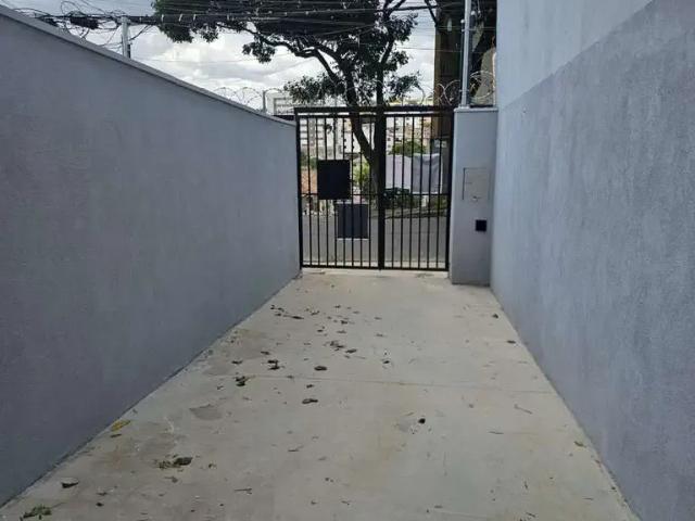 Casa / Sobrado para Venda em Belo Horizonte/MG Santa Mônica 2 Quartos