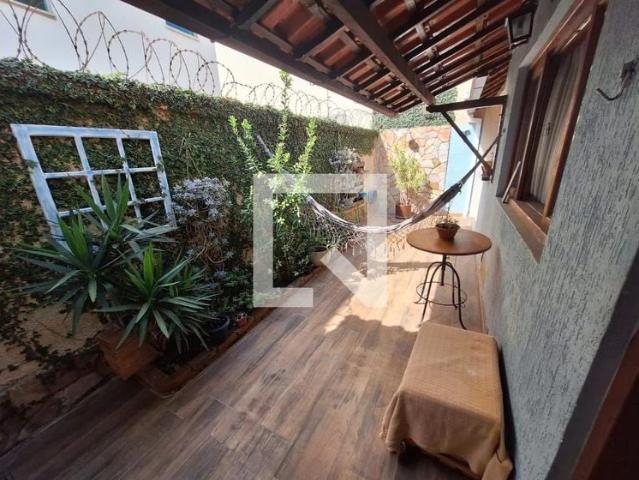 Casa / Sobrado para Venda em Belo Horizonte/MG Santa Mônica 3 Quartos