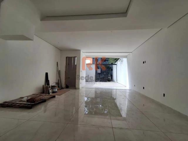 Casa / Sobrado para Venda em Belo Horizonte/MG Santa Mônica 3 Quartos