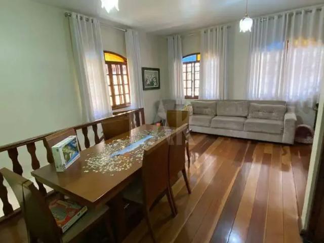 Casa / Sobrado para Venda em Belo Horizonte/MG Santa Mônica 3 Quartos