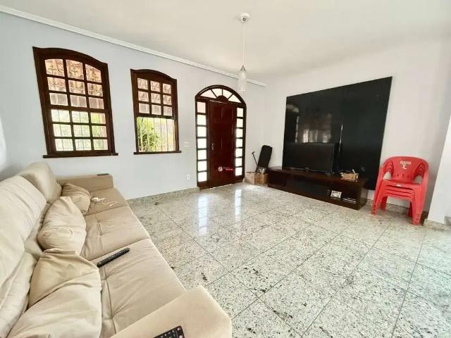 Casa / Sobrado para Venda em Belo Horizonte/MG Santa Amélia 4 Quartos