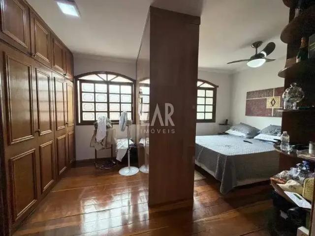 Casa / Sobrado para Venda em Belo Horizonte/MG Santa Amélia 5 Quartos