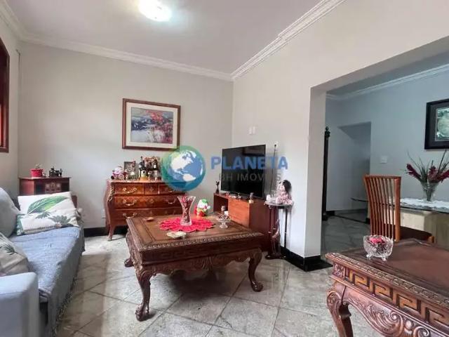 Casa / Sobrado para Venda em Belo Horizonte/MG Santa Amélia 5 Quartos