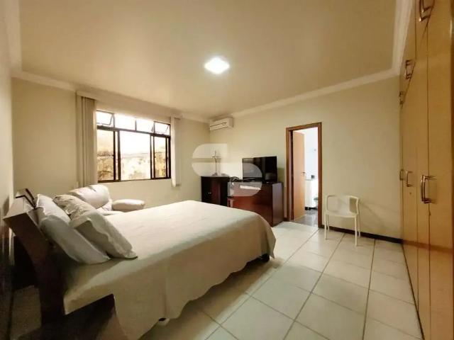 Casa / Sobrado para Venda em Belo Horizonte/MG Santa Amélia 6 Quartos