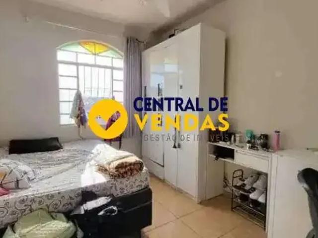 Casa / Sobrado para Venda em Belo Horizonte/MG Santa Amélia 2 Quartos