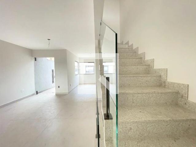 Casa / Sobrado para Venda em Belo Horizonte/MG Santa Amélia 3 Quartos