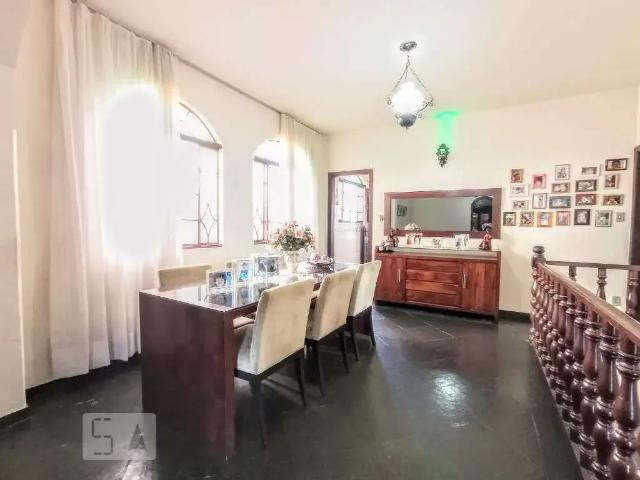 Casa / Sobrado para Venda em Belo Horizonte/MG Santa Amélia 3 Quartos