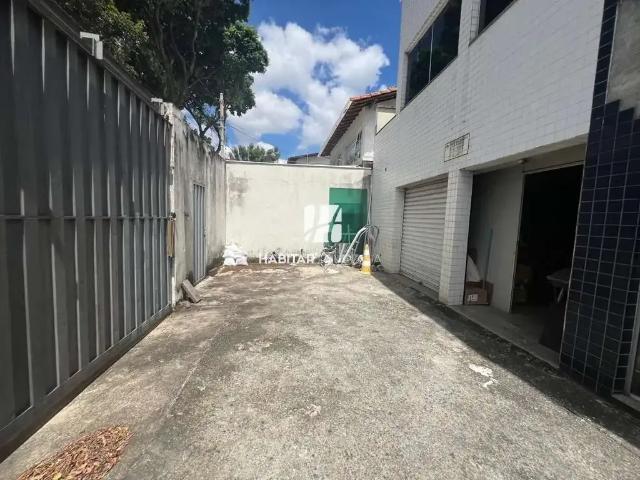 Casa / Sobrado para Venda em Belo Horizonte/MG Santa Amélia 3 Quartos
