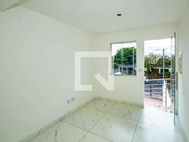 Casa / Sobrado para Venda em Belo Horizonte/MG Santa Branca 2 Quartos