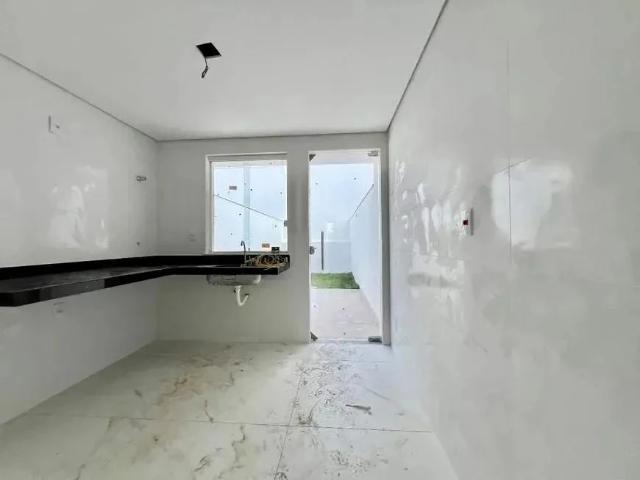 Casa / Sobrado para Venda em Belo Horizonte/MG Santa Branca 2 Quartos
