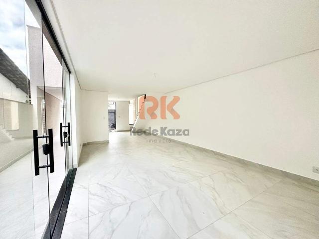 Casa / Sobrado para Venda em Belo Horizonte/MG Santa Branca 3 Quartos