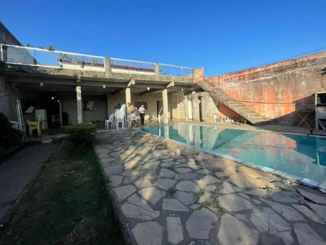 Casa / Sobrado para Venda em Belo Horizonte/MG Santa Cecília Vale do Jatobá 3 Quartos