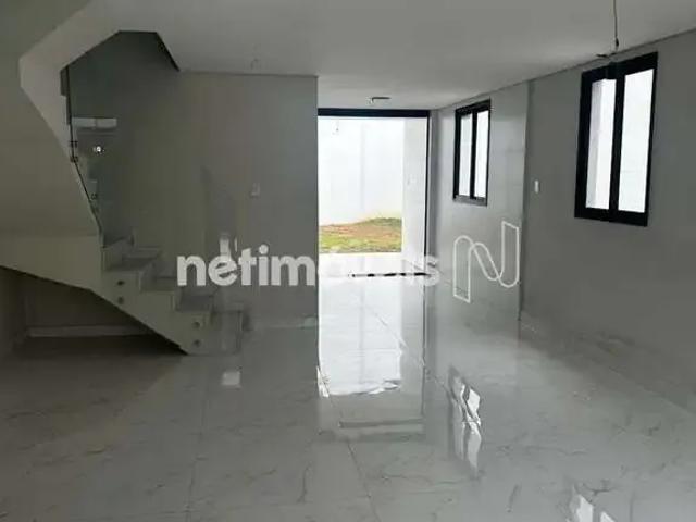 Casa / Sobrado para Venda em Belo Horizonte/MG Santa Cruz 3 Quartos