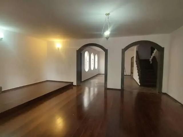 Casa / Sobrado para Venda em Belo Horizonte/MG Santa Cruz 4 Quartos