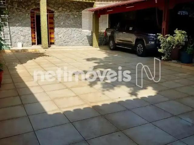 Casa / Sobrado para Venda em Belo Horizonte/MG Santa Cruz 4 Quartos