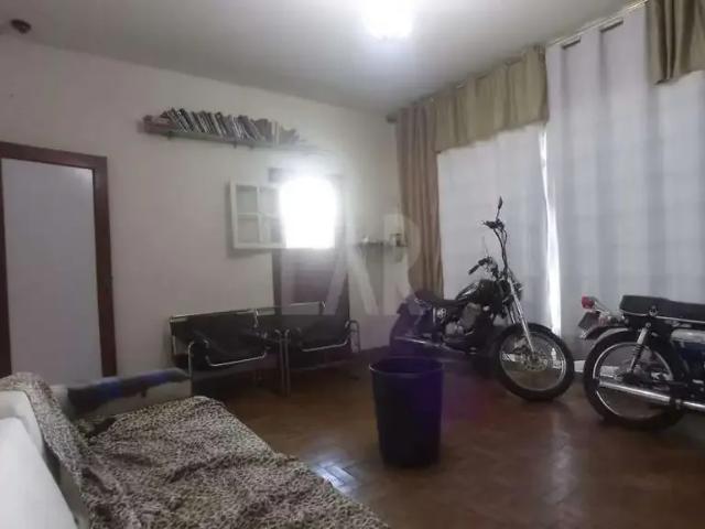 Casa / Sobrado para Venda em Belo Horizonte/MG Santa Efigênia 3 Quartos